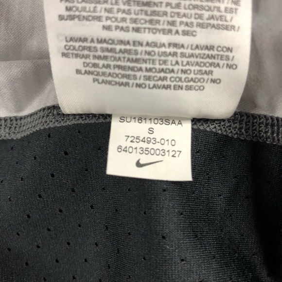 Women’s Nike Tank Top - Picture 4 of 5